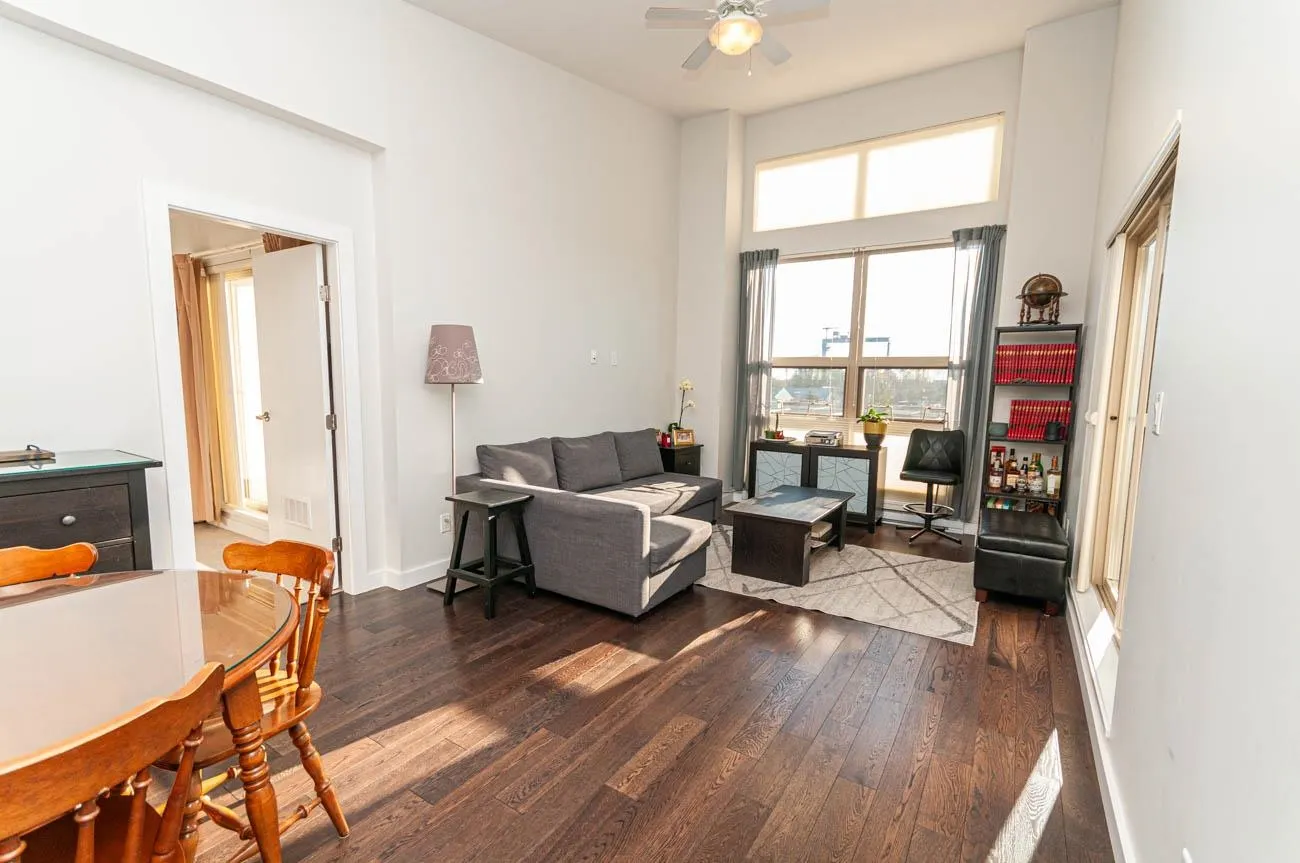 1182 W 16 Street #405
