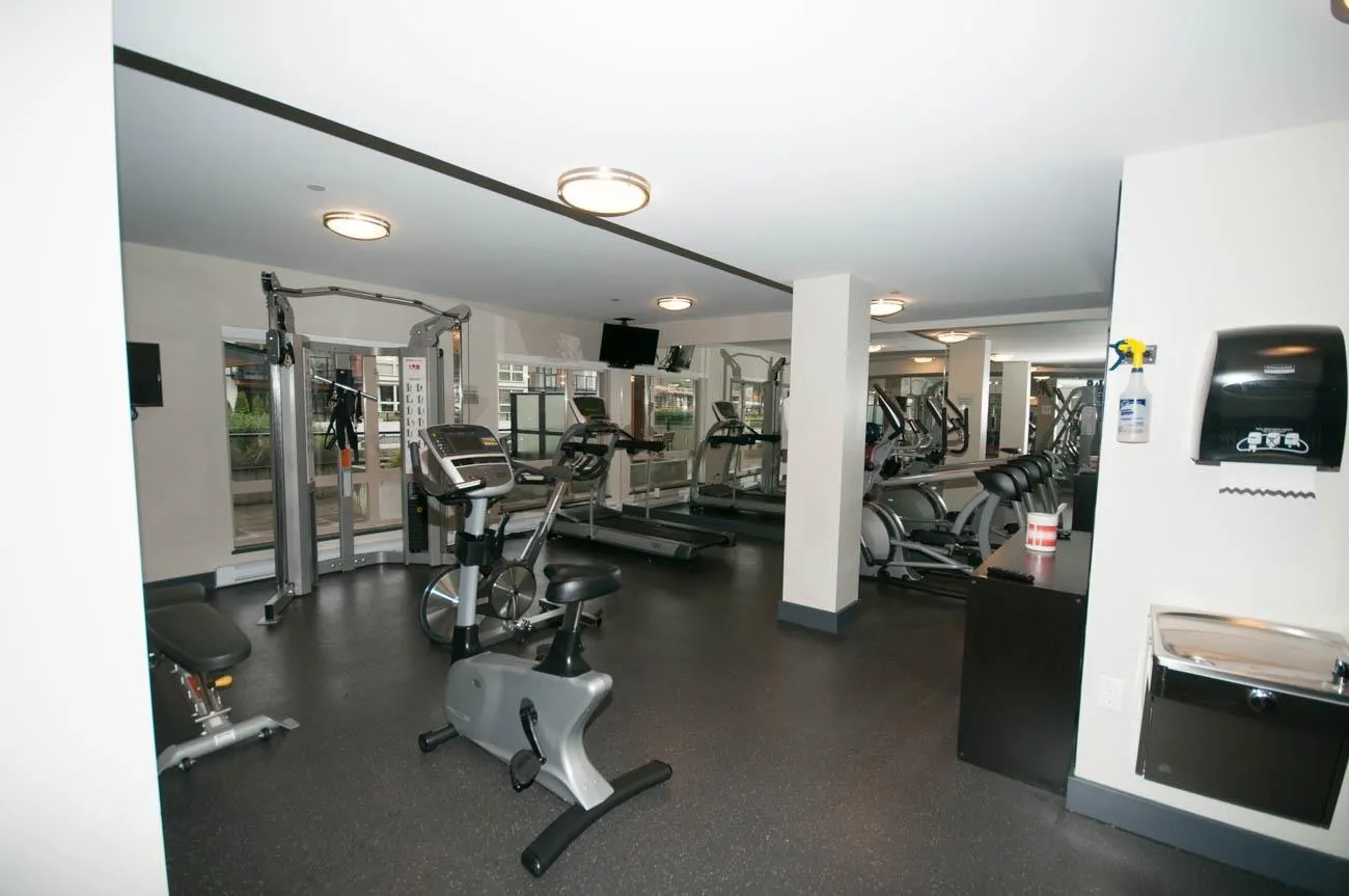 1182 W 16 Street #405