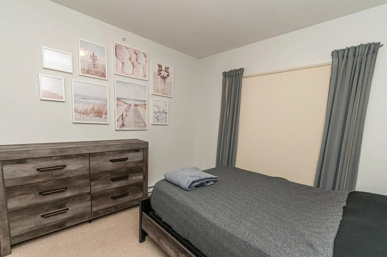 1182 W 16 Street #405