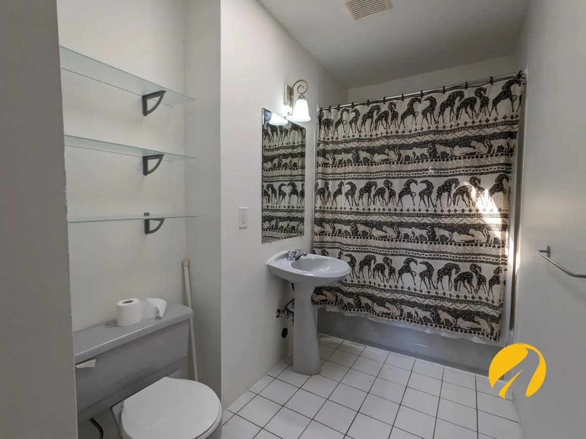 1631 Dunbar Street #Upper 1