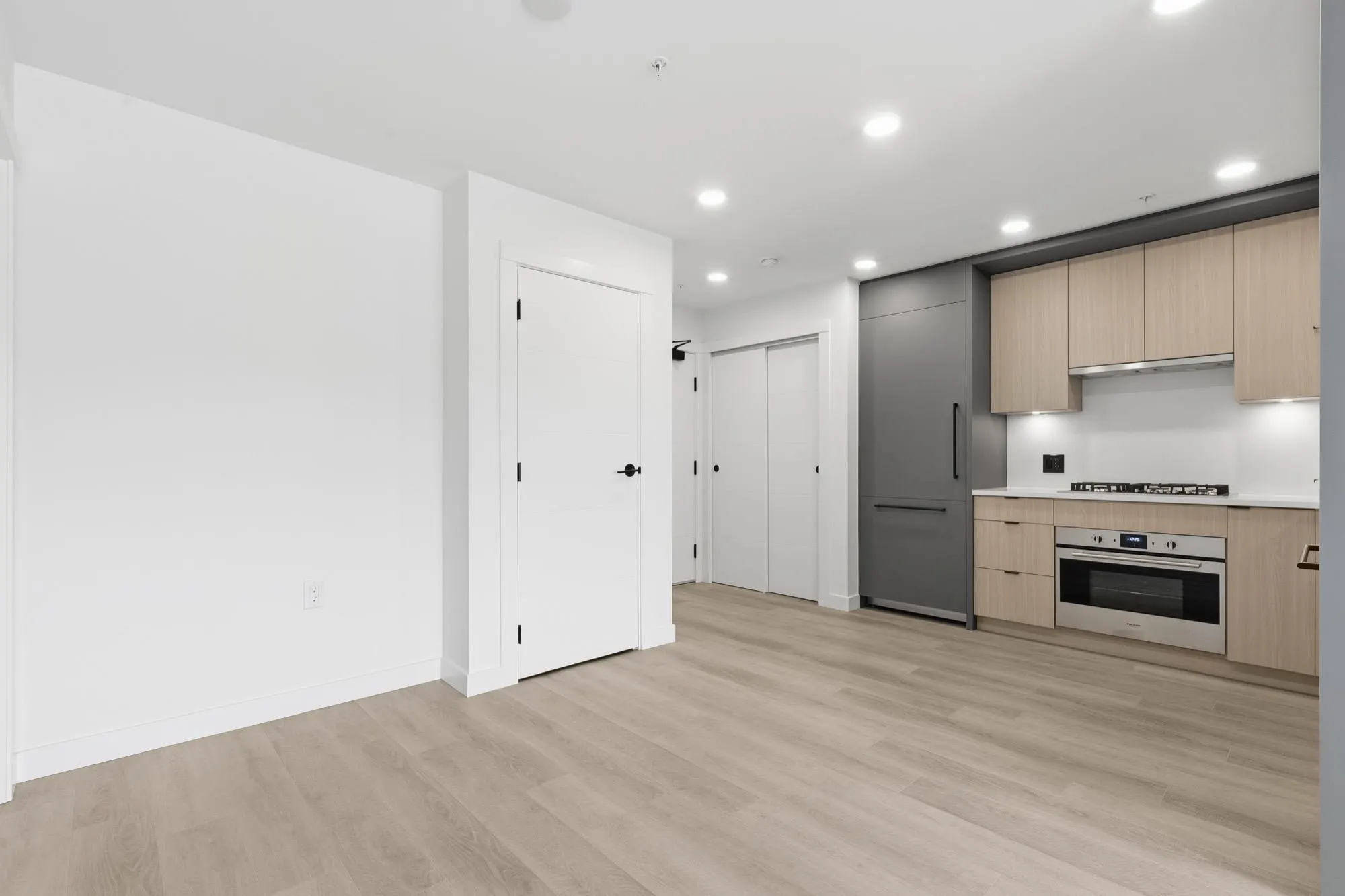 2268 E Broadway #507