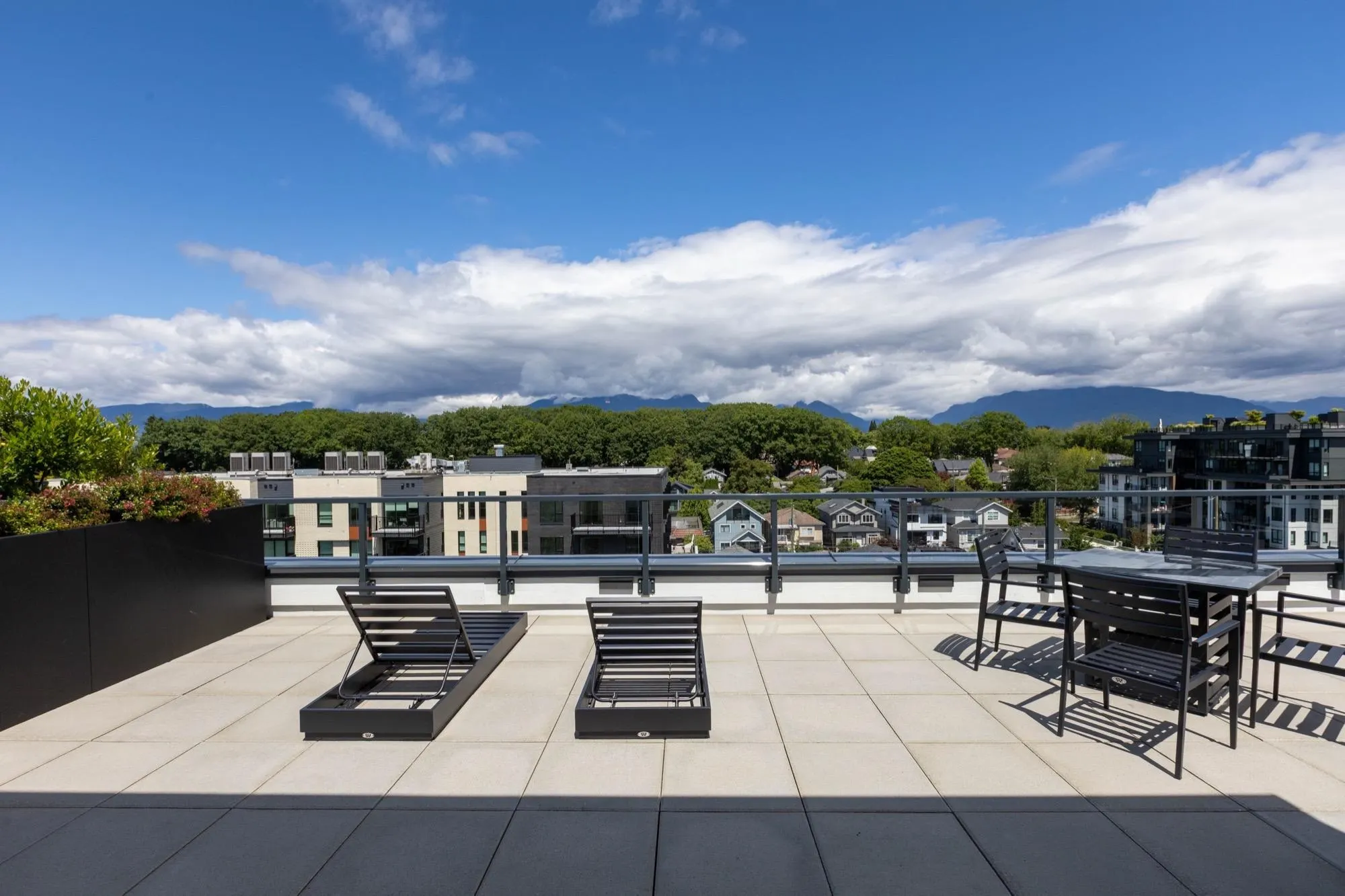 2268 E Broadway #507