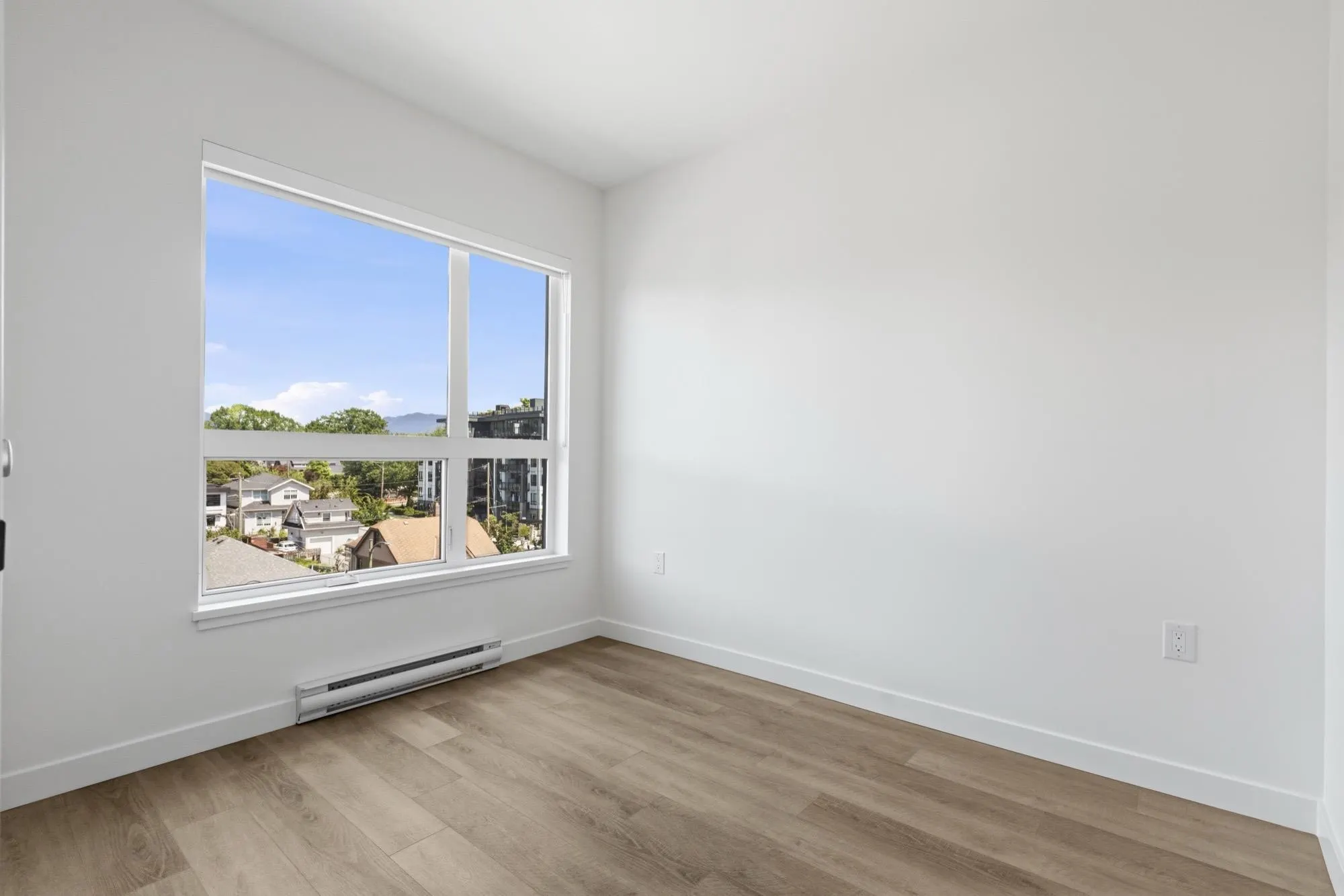 2268 E Broadway #507