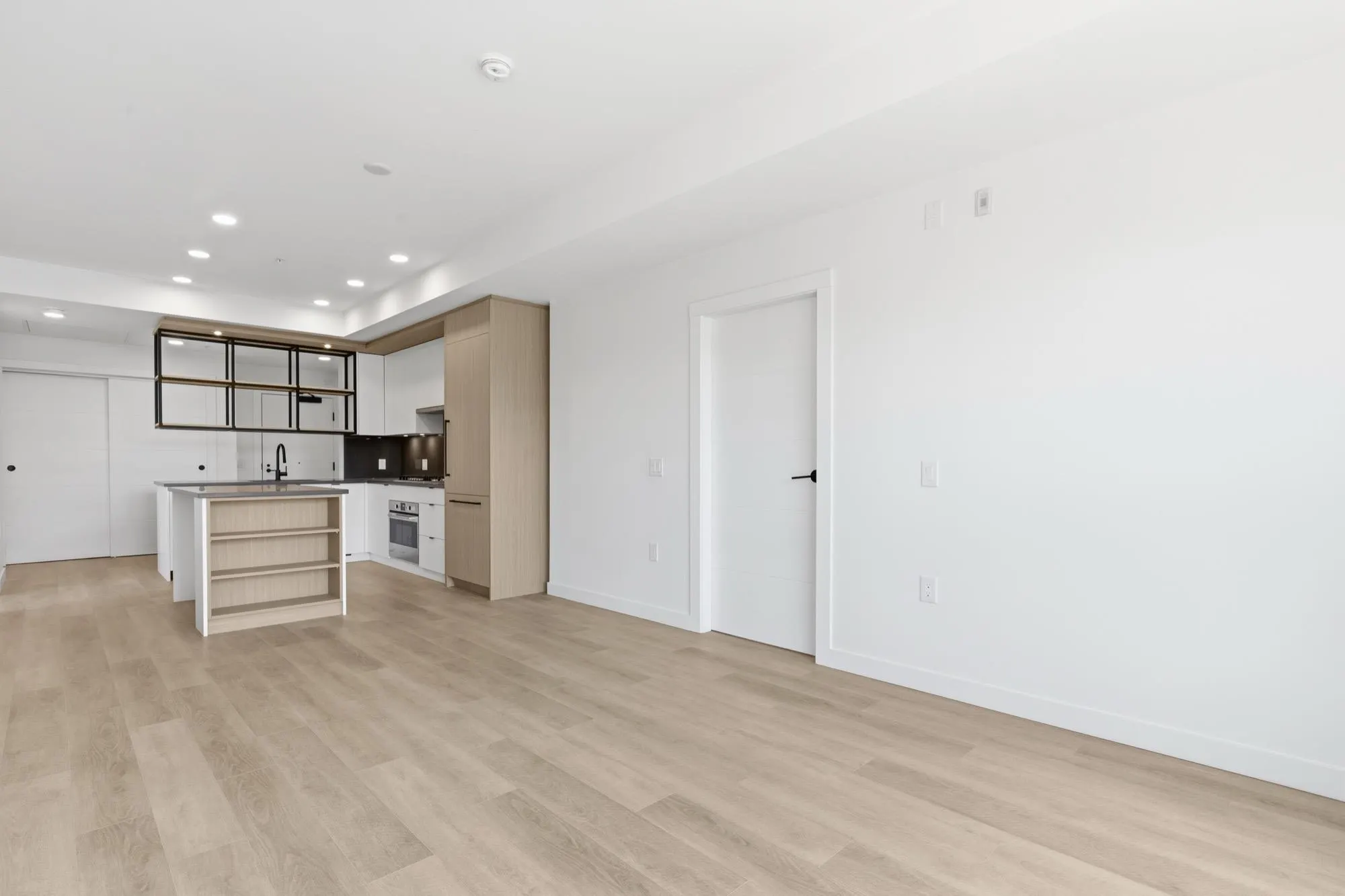 2268 E Broadway #302