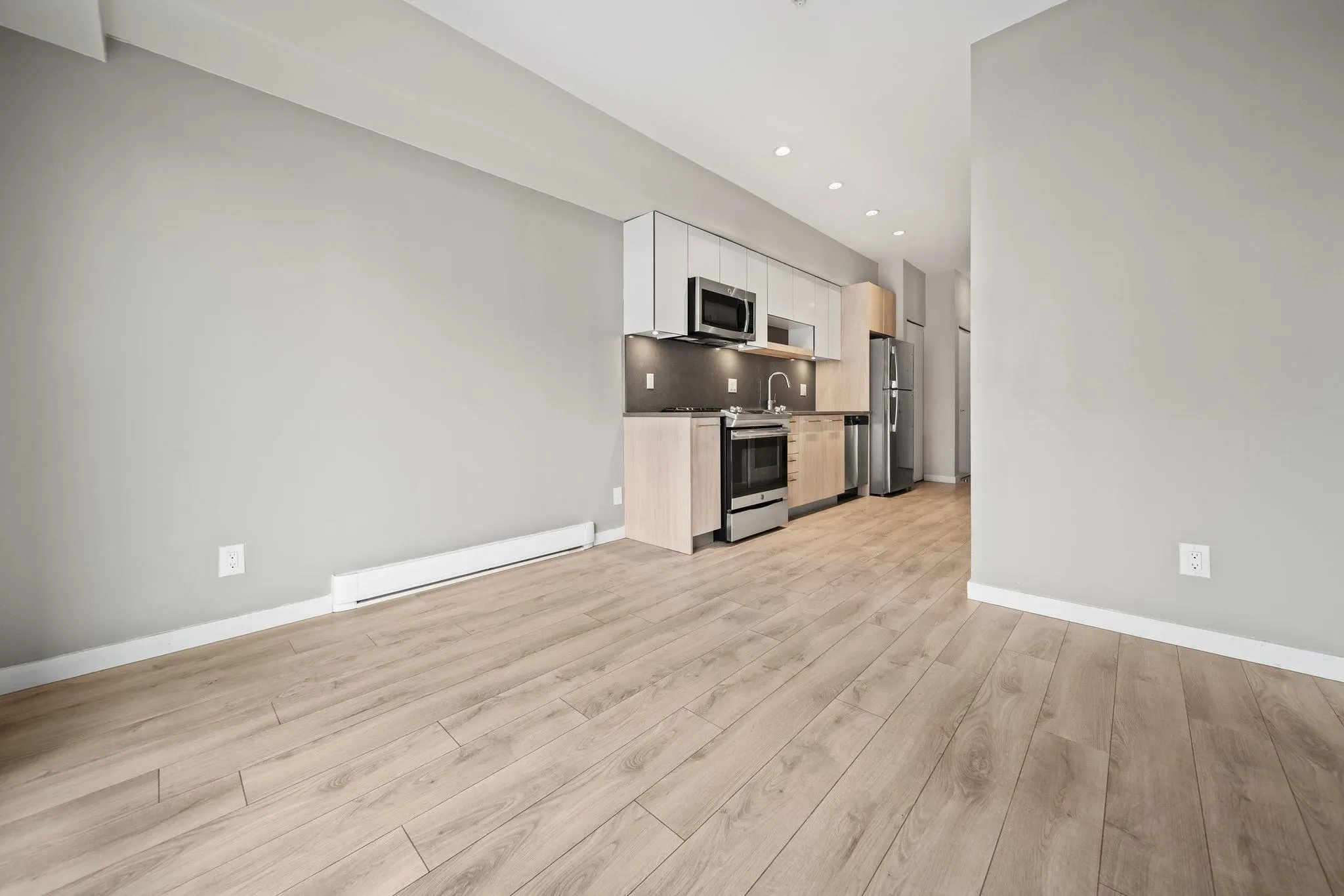 13768 108 Avenue #303