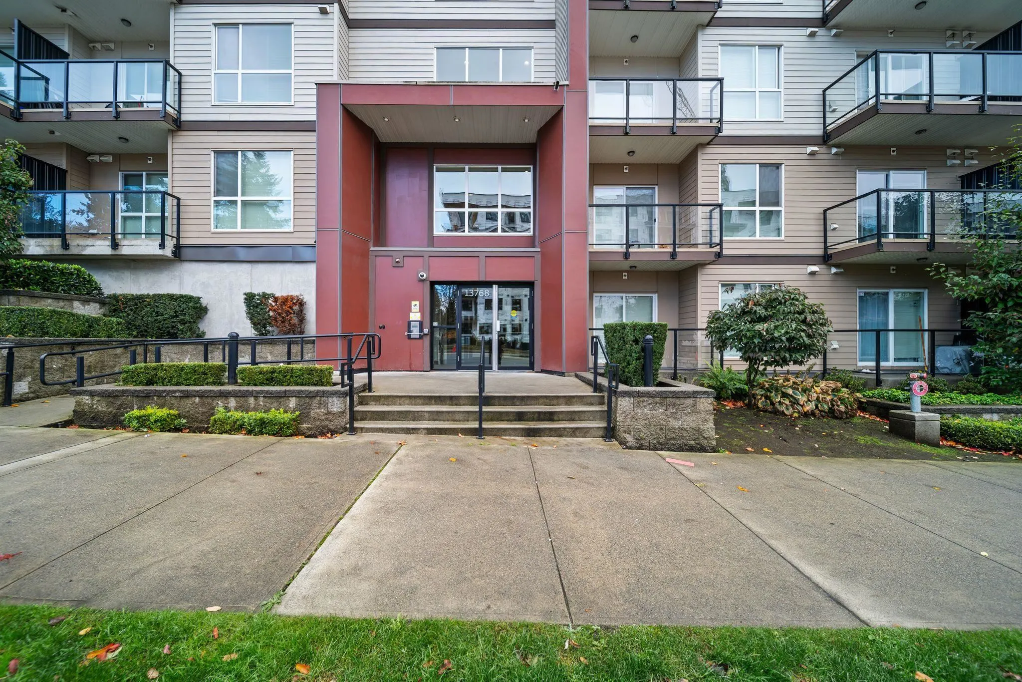 13768 108 Avenue #303