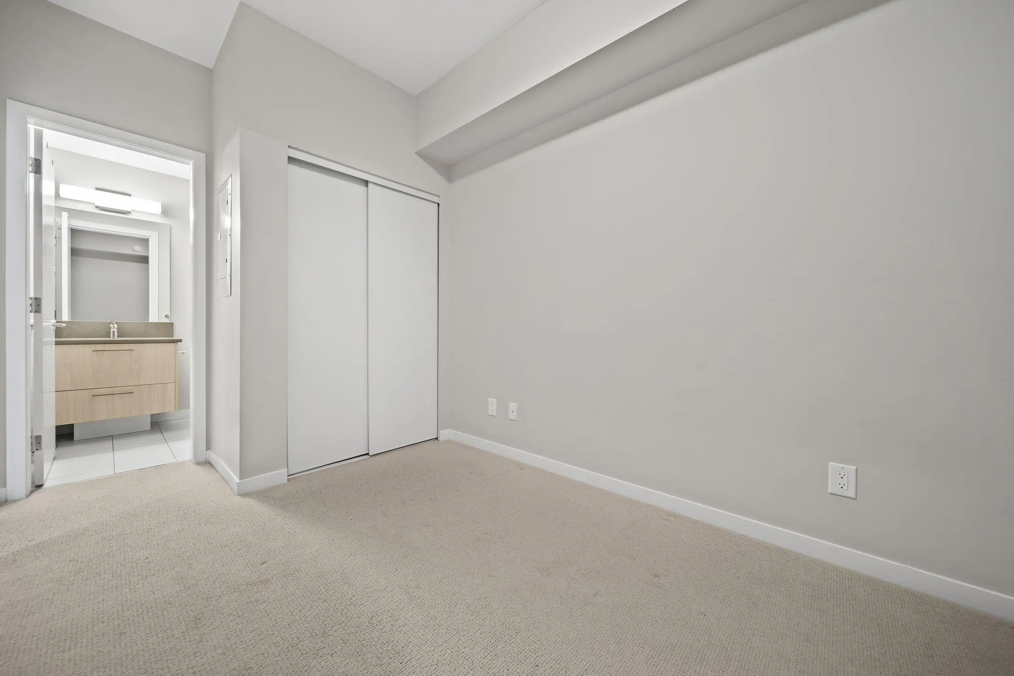 13768 108 Avenue #303