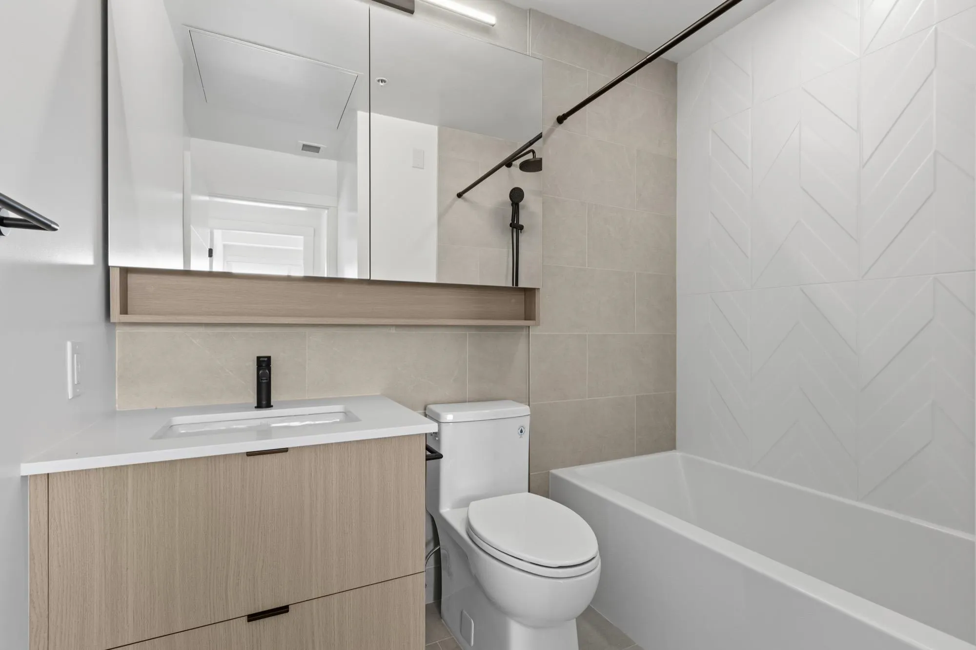 2268 E Broadway #501
