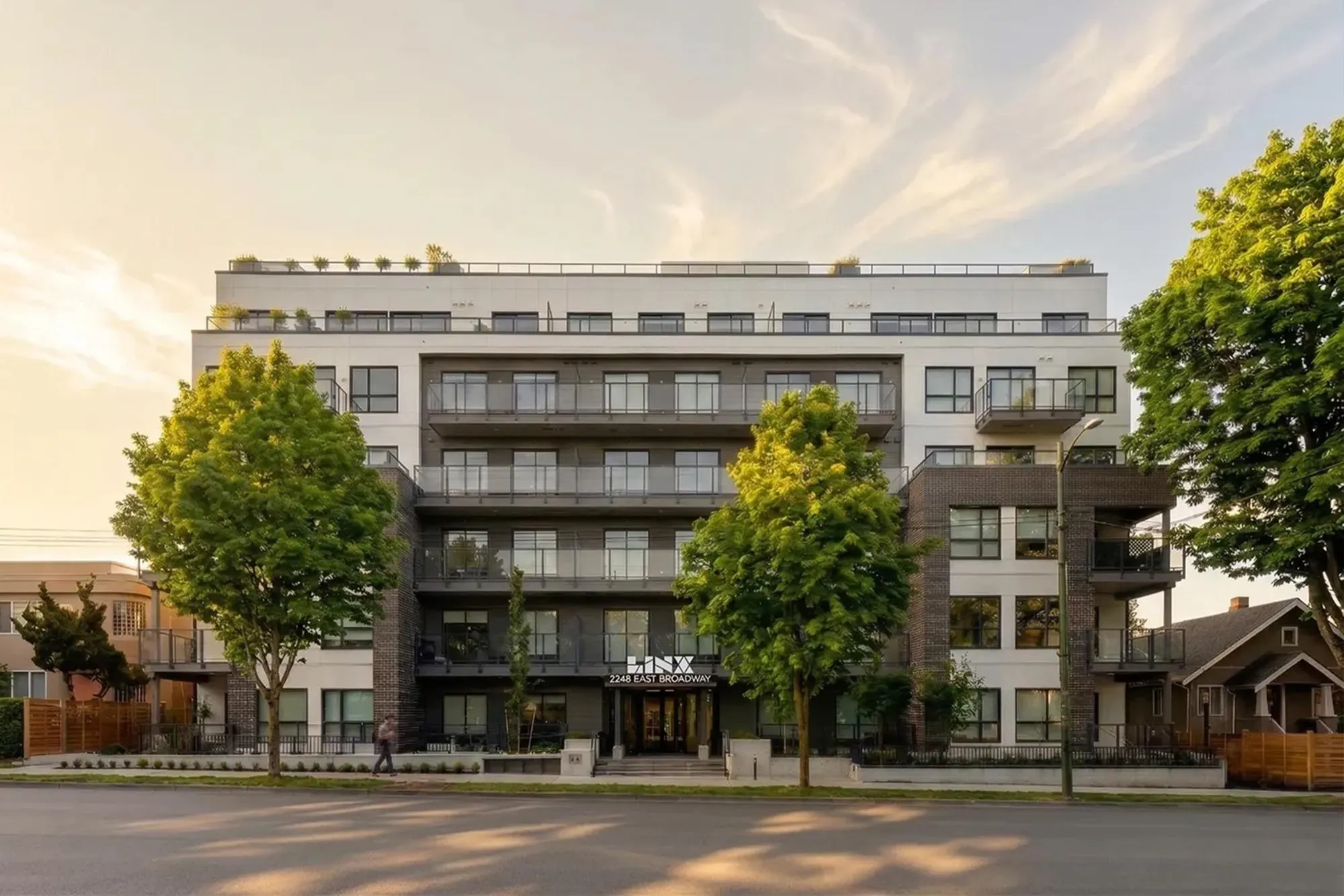 2268 E Broadway #501