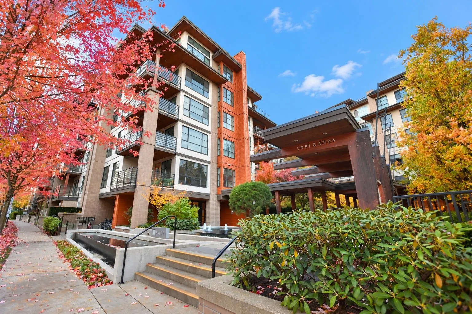 5981 Gray Avenue #615