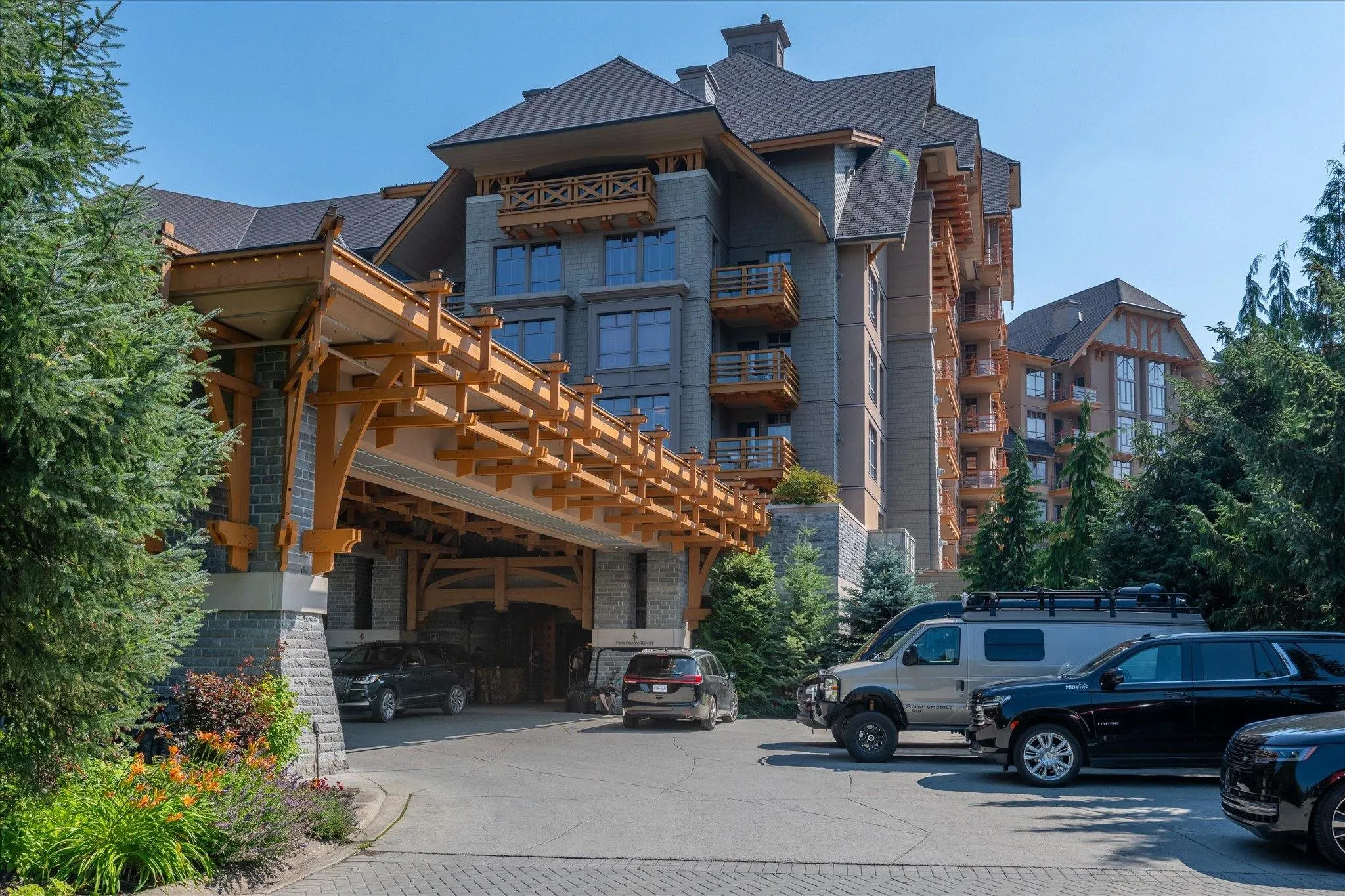 4591 Blackcomb Way #322