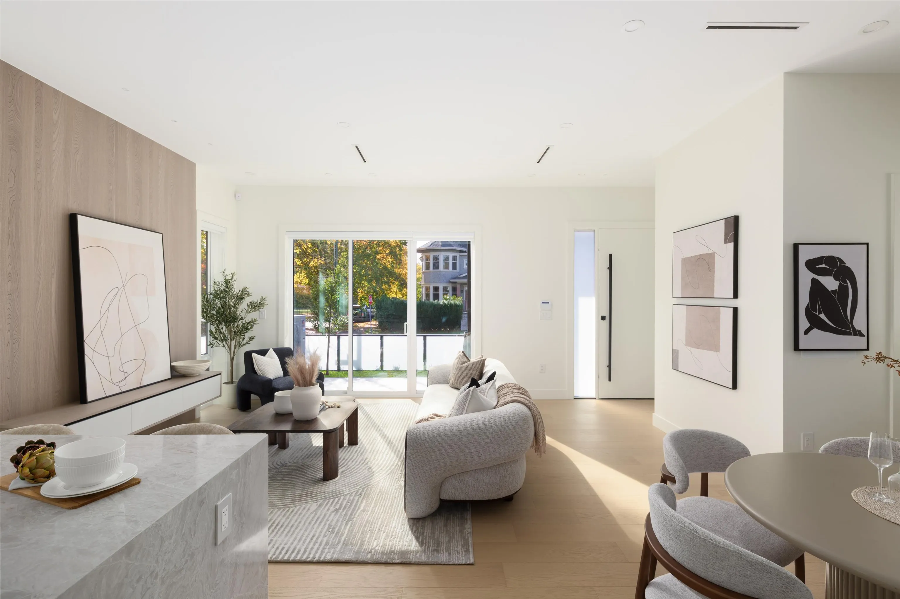 2009 W 48th Avenue