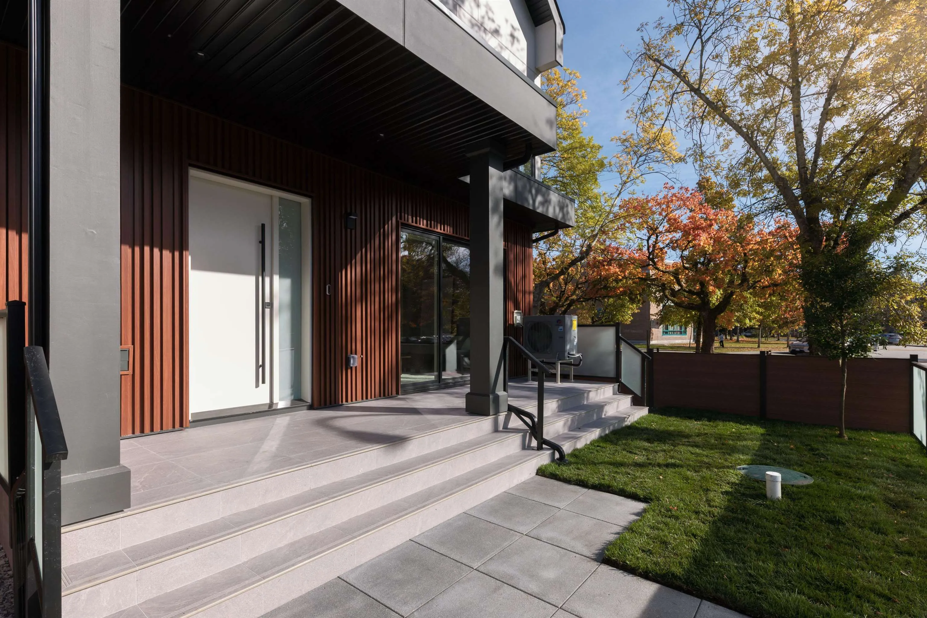 2009 W 48th Avenue