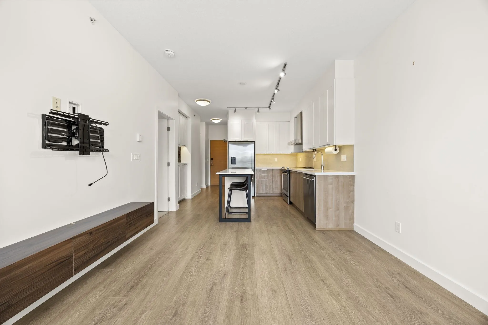 611 Regan Avenue #409