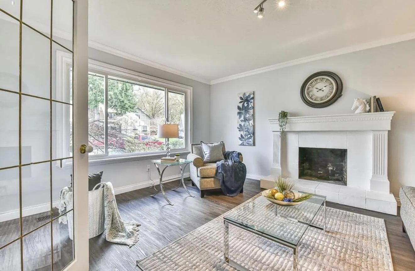 3633 Burnside Drive