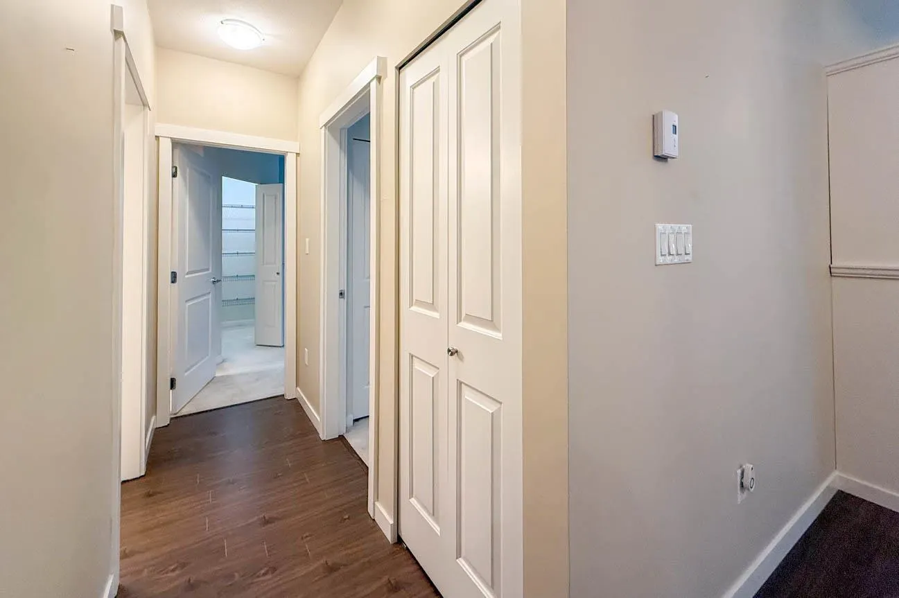 119 W 22nd #108