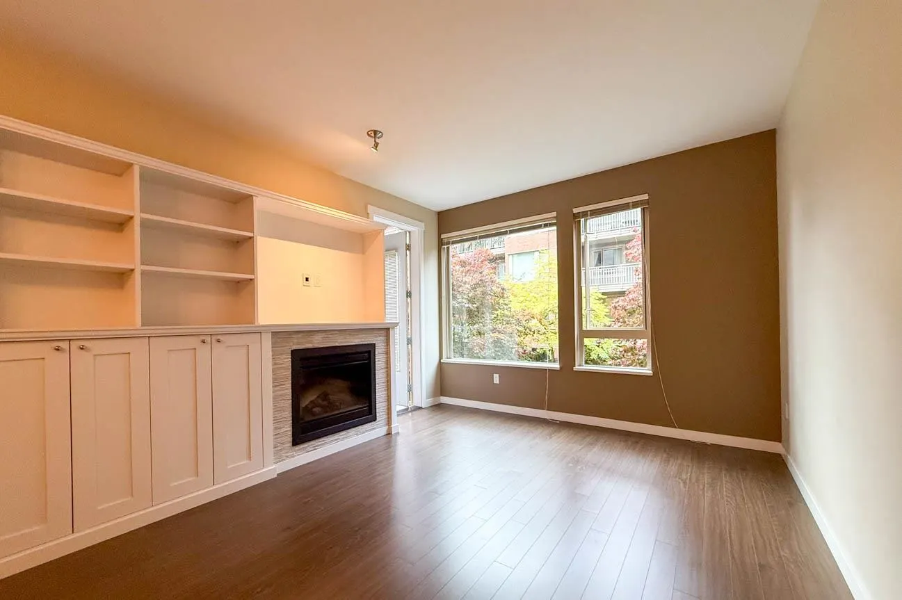 119 W 22nd #108