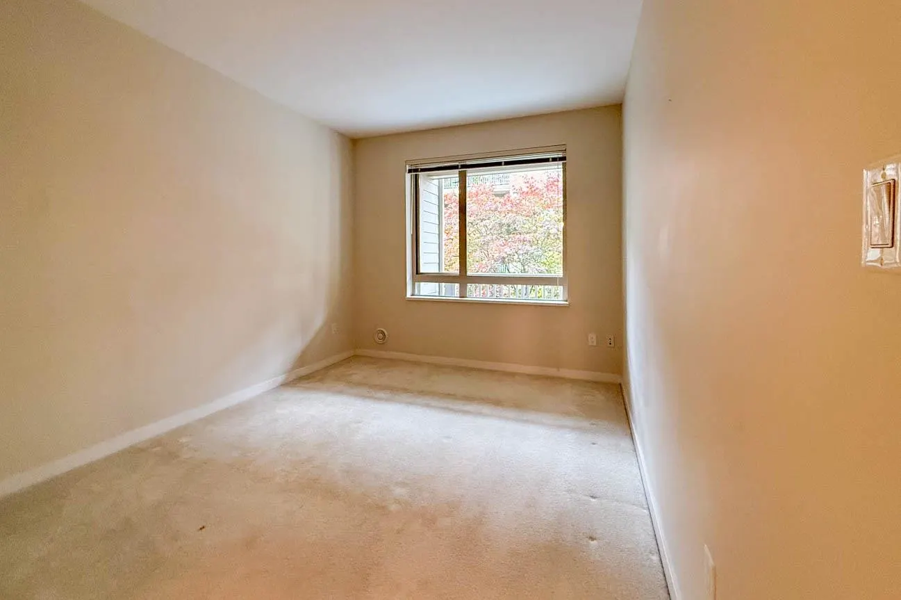 119 W 22nd #108
