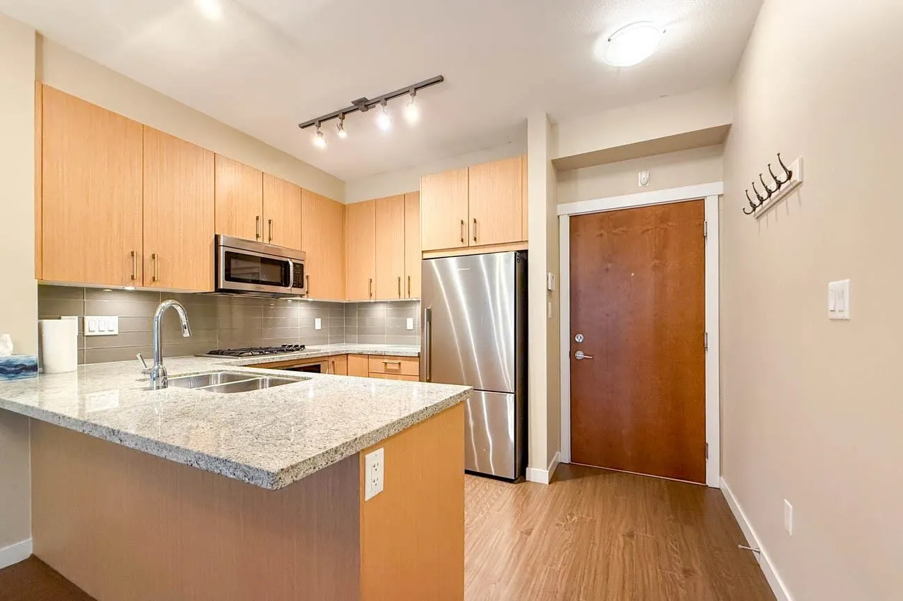 119 W 22nd #108