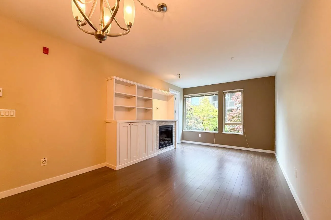 119 W 22nd #108