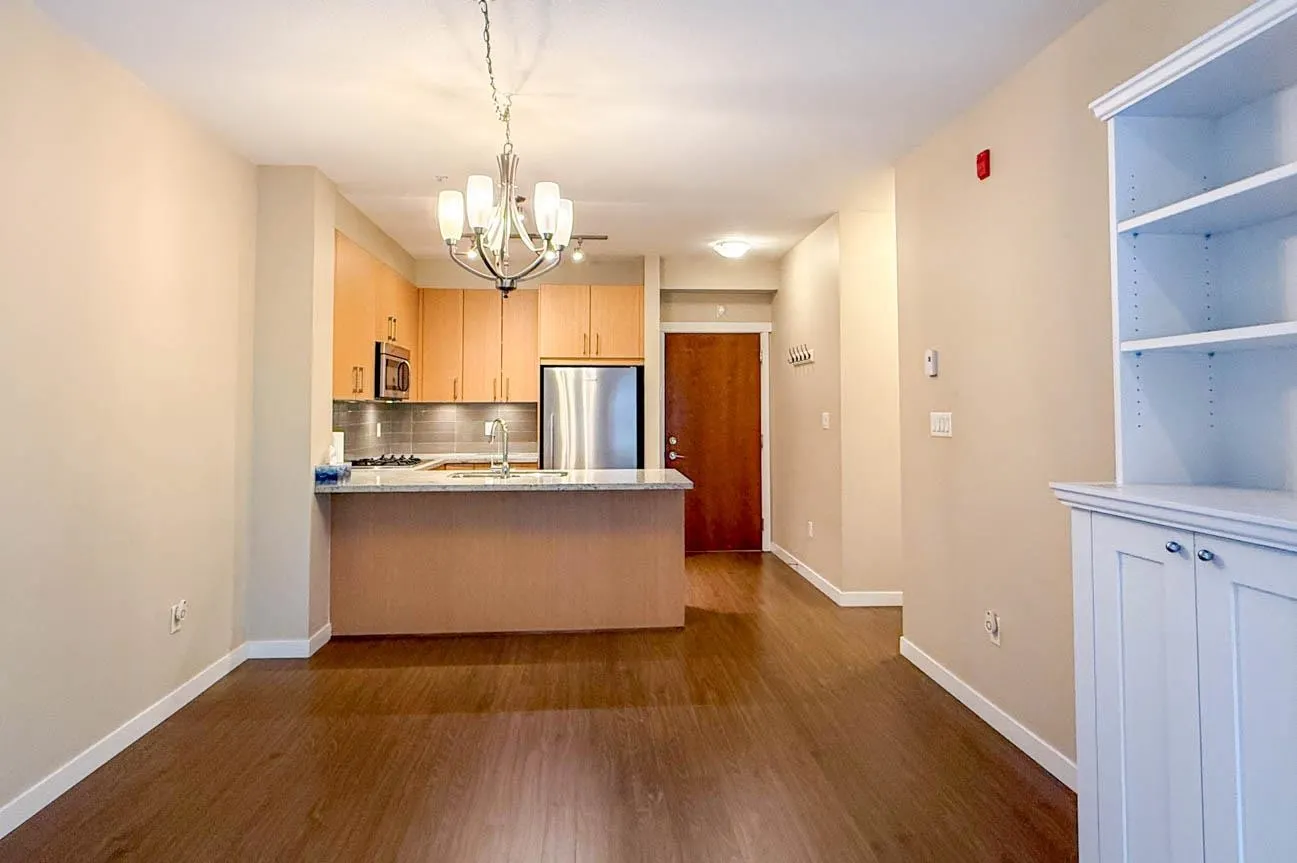 119 W 22nd #108