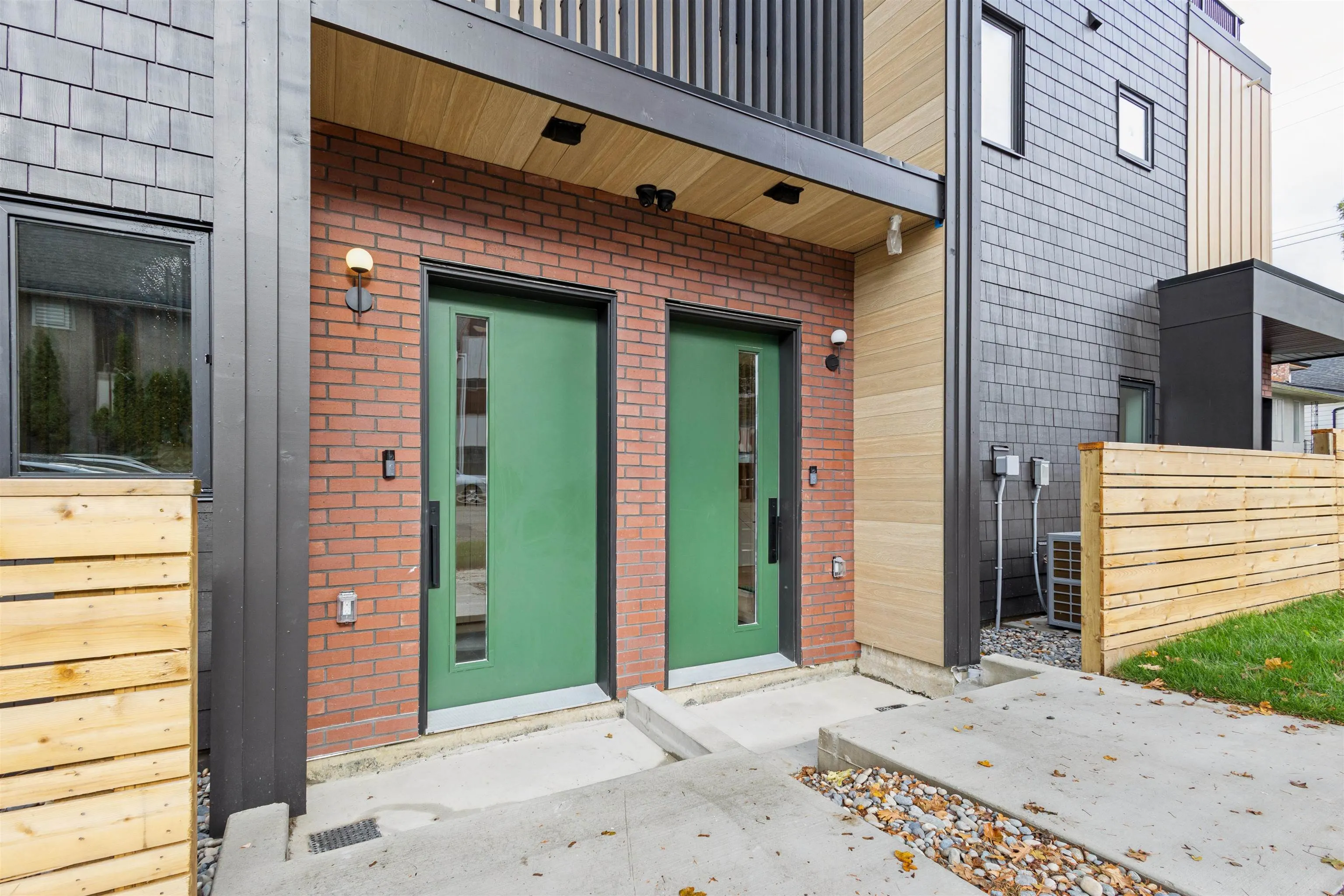 2017 E 23rd Avenue #2
