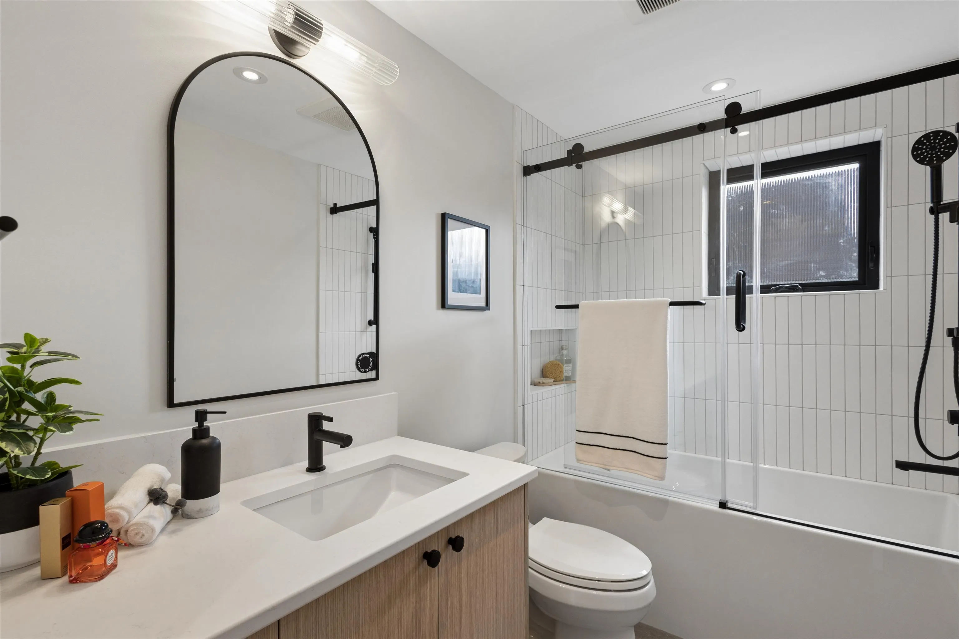 2017 E 23rd Avenue #2