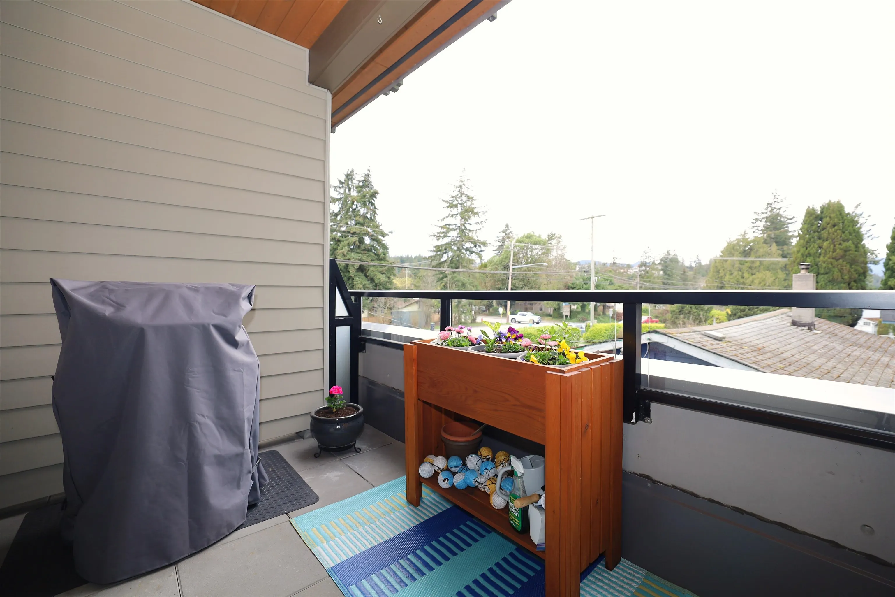 5682 Wharf Avenue #209