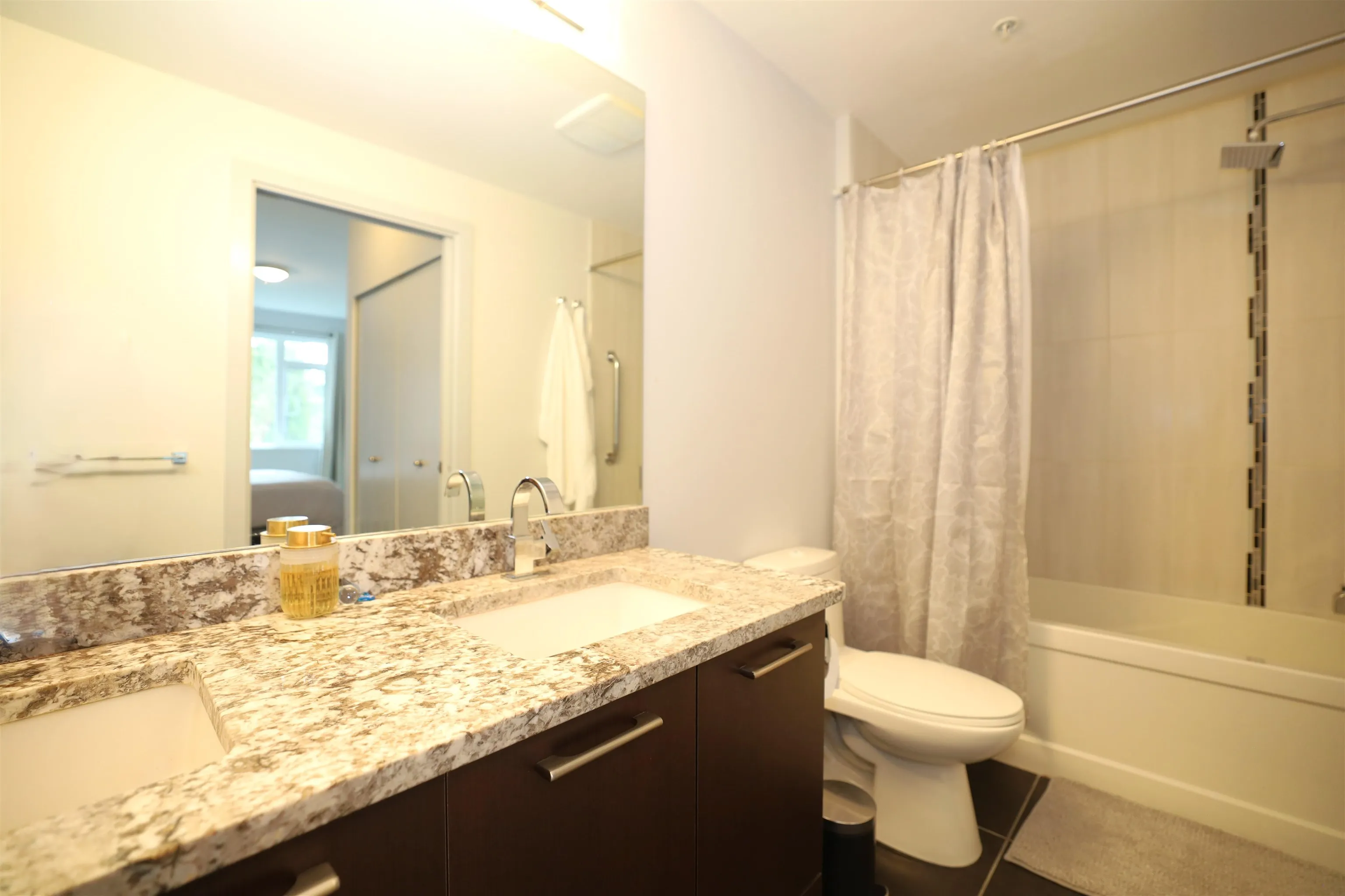 5682 Wharf Avenue #209