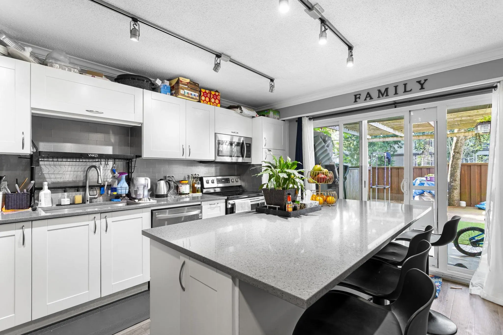 33293 E Bourquin Crescent #29