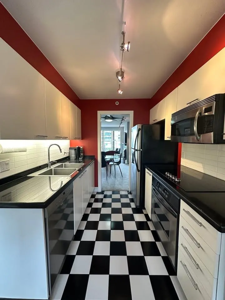 888 Beach Avenue #51X
