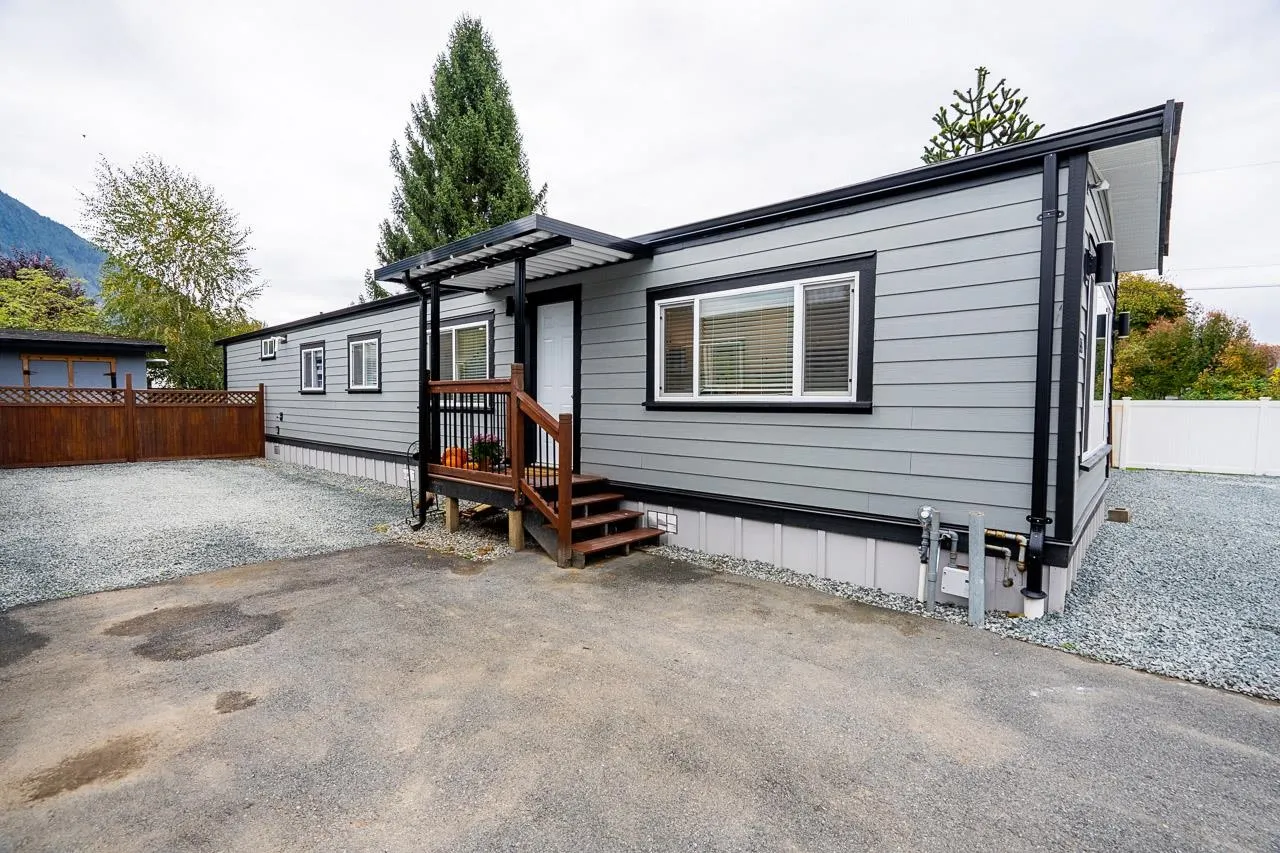 9267 Shook Road #33