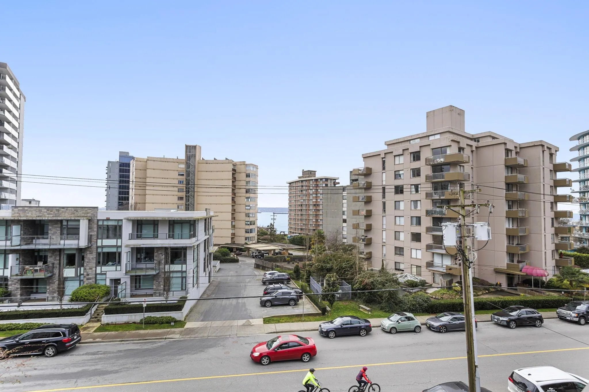 2119 Bellevue Avenue #403