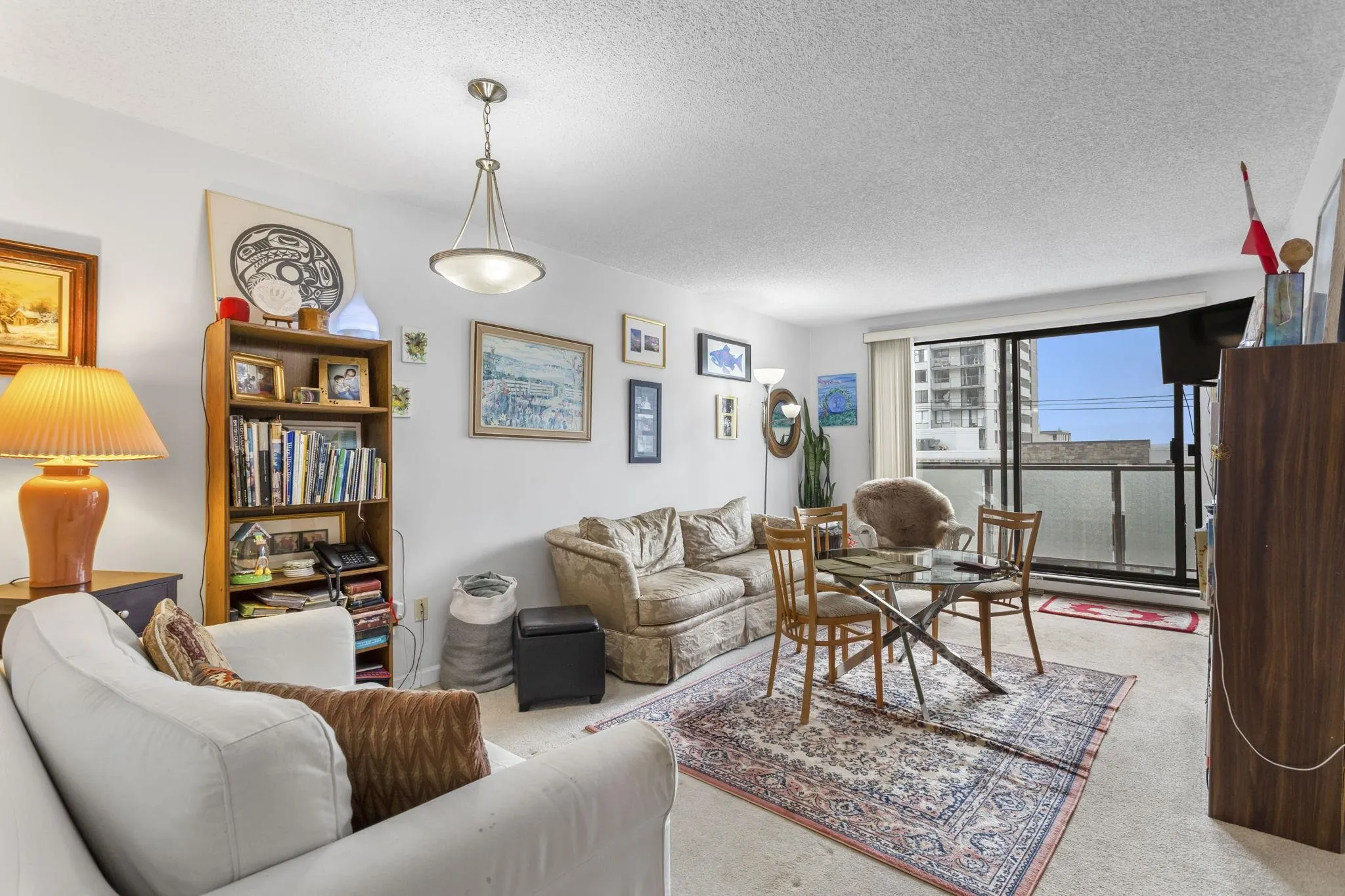 2119 Bellevue Avenue #403