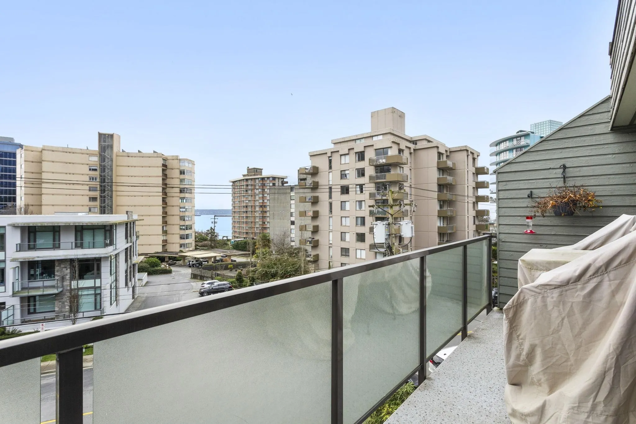 2119 Bellevue Avenue #403