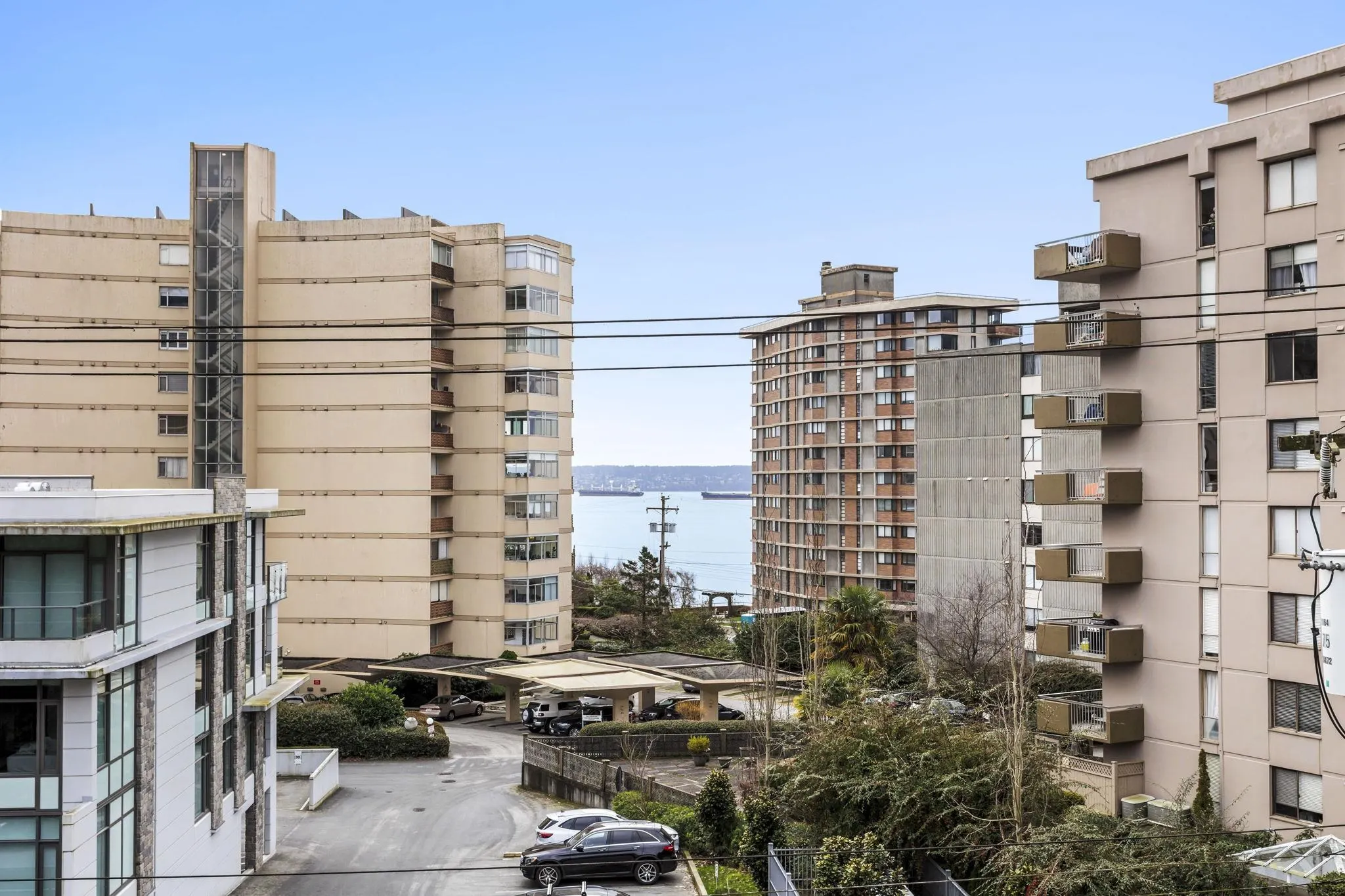 2119 Bellevue Avenue #403