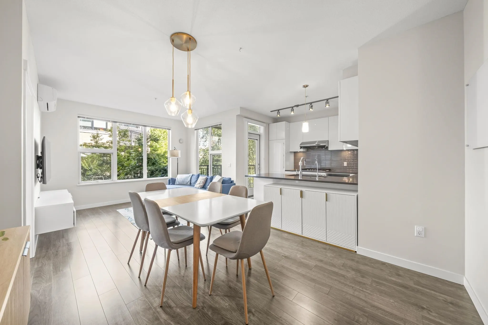 9311 Alexandra Road #215