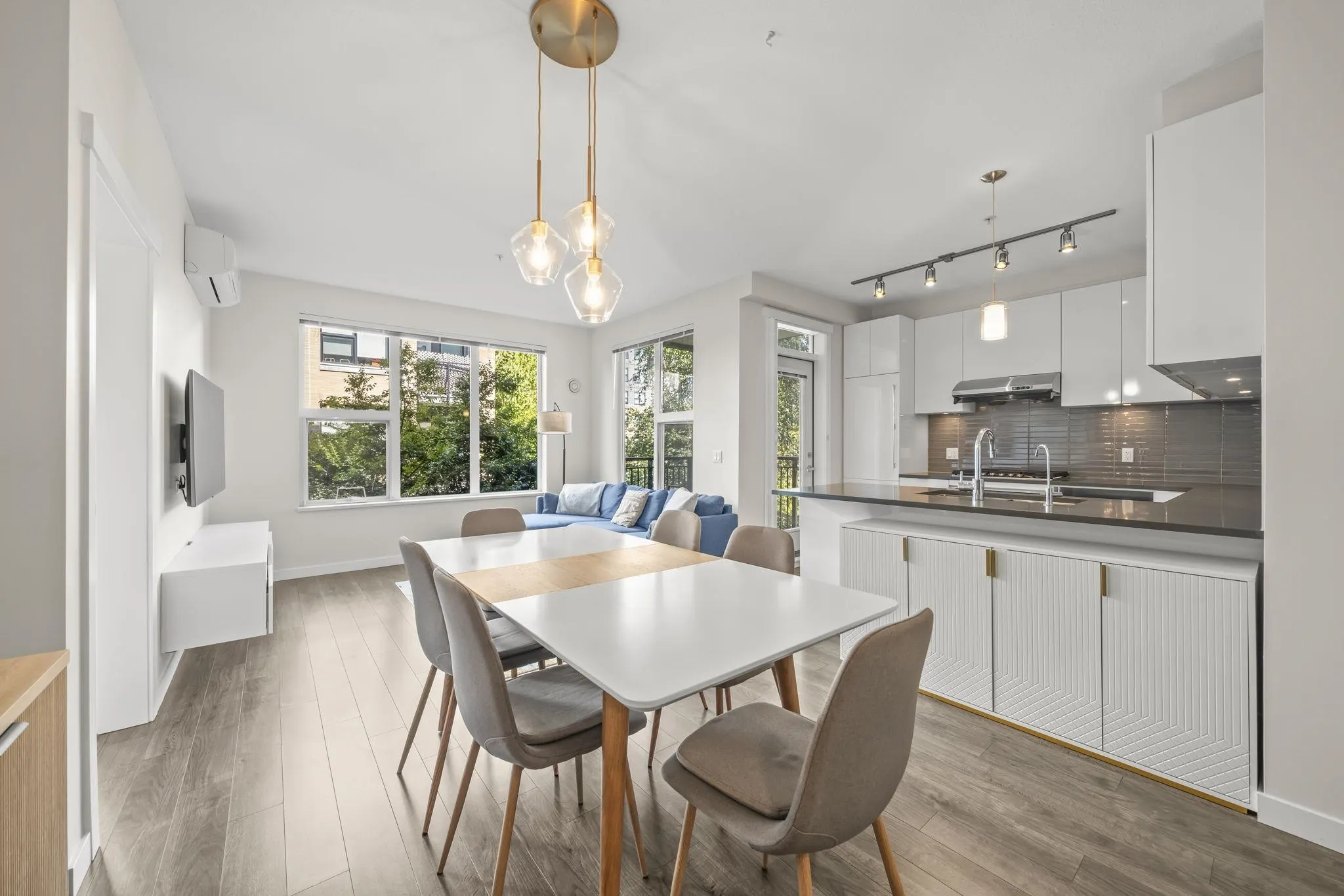 9311 Alexandra Road #215