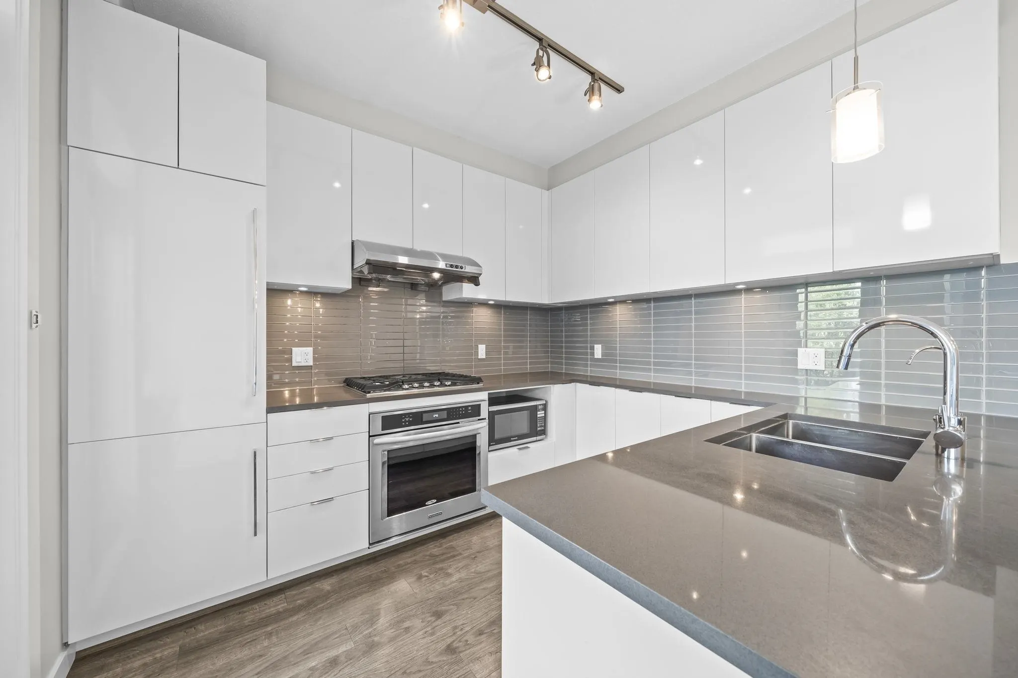 9311 Alexandra Road #215