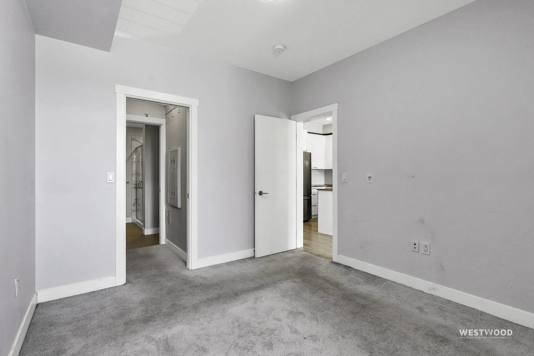 20696 Eastleigh Crescent #210