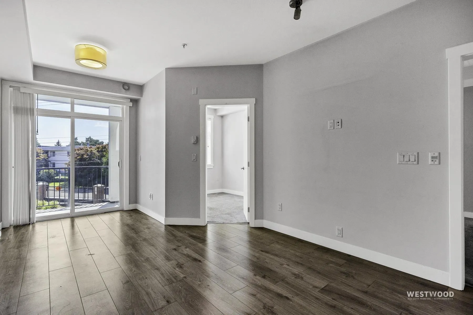 20696 Eastleigh Crescent #210