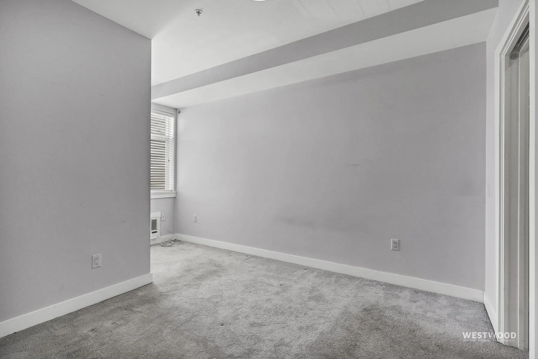 20696 Eastleigh Crescent #210