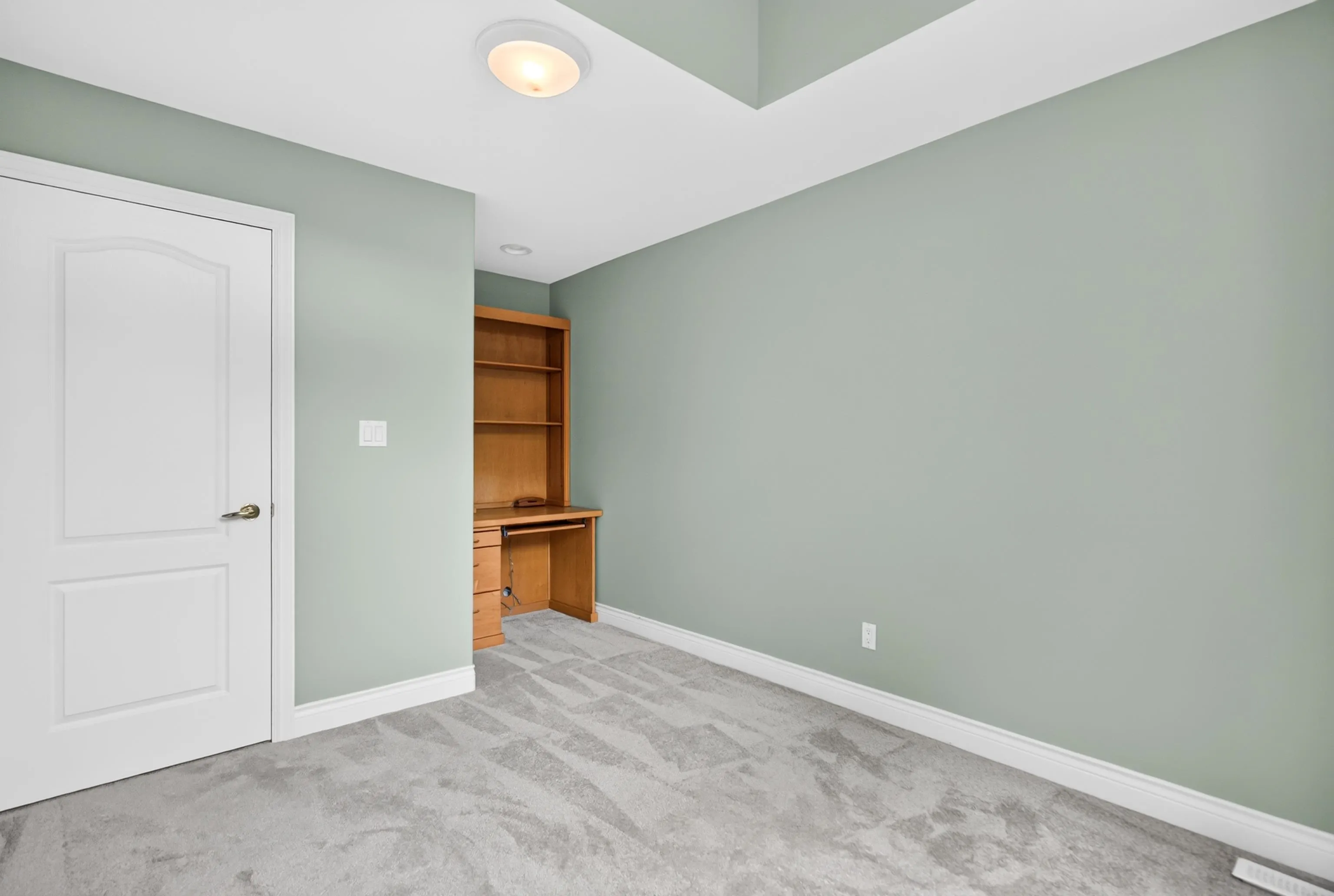 688 Citadel Drive #7