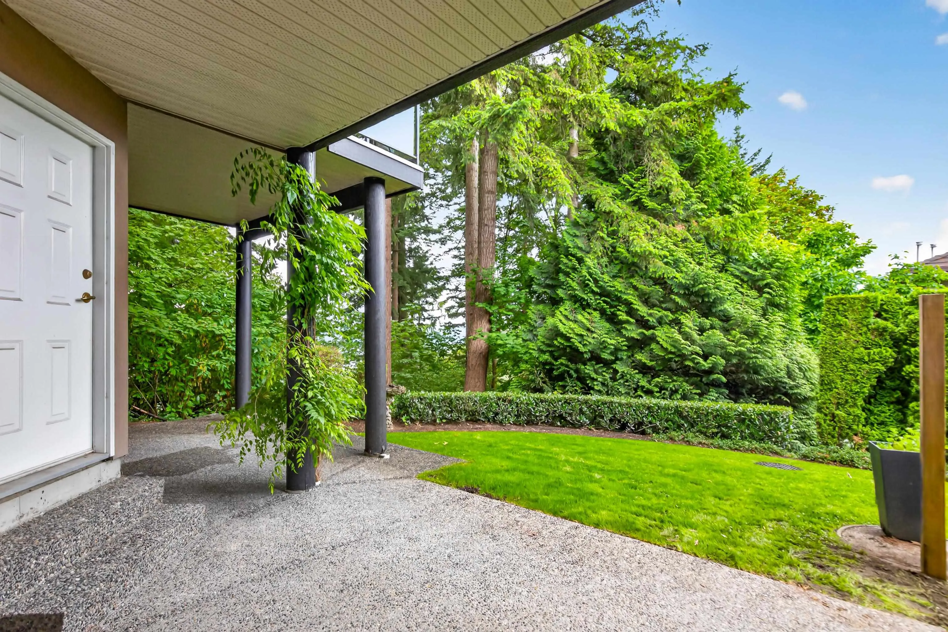 688 Citadel Drive #7