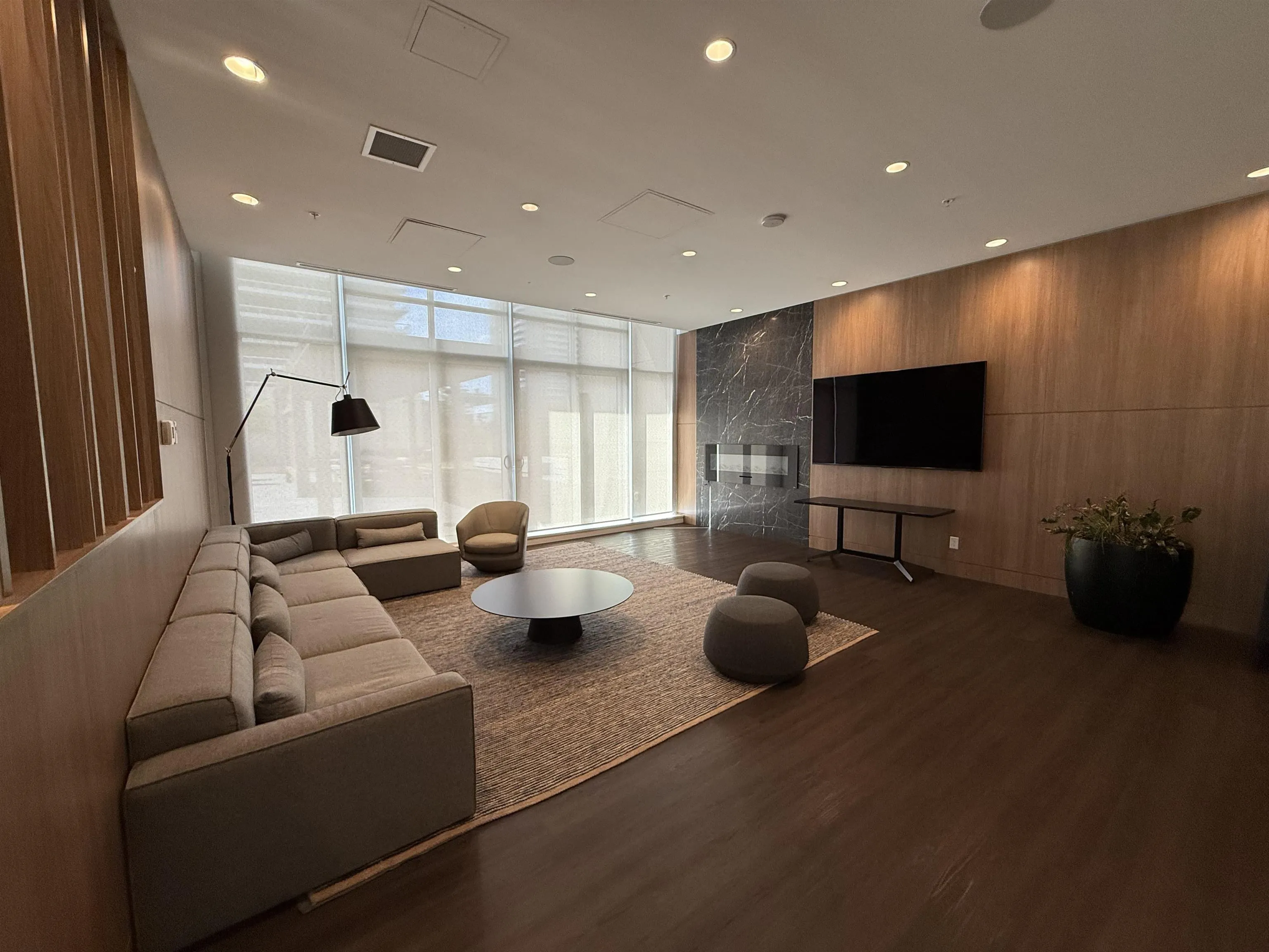 4650 Brentwood Boulevard #2302