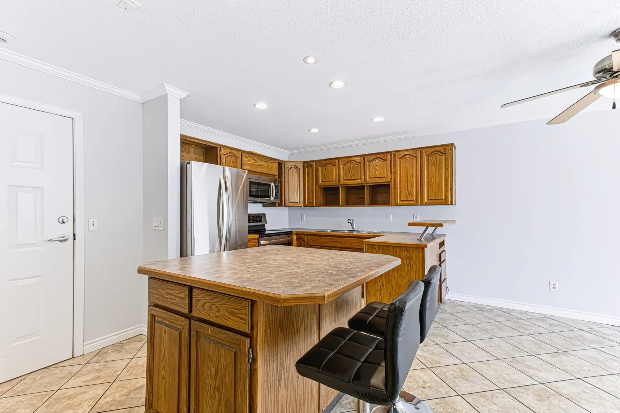 450 Bromley Street #310