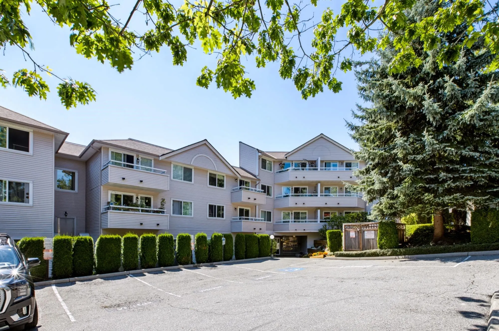 450 Bromley Street #310