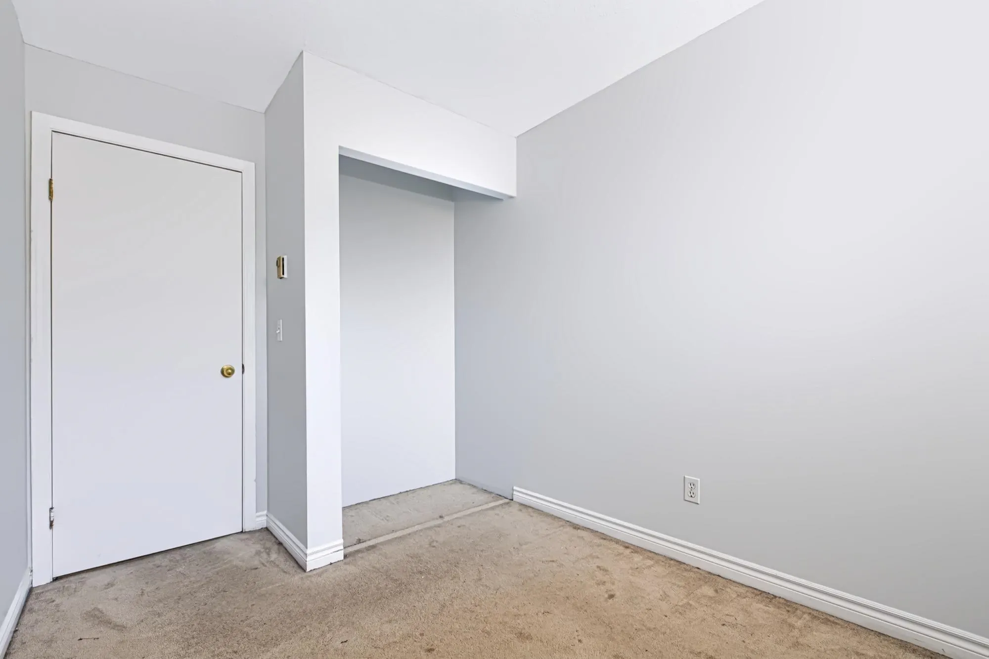 450 Bromley Street #310