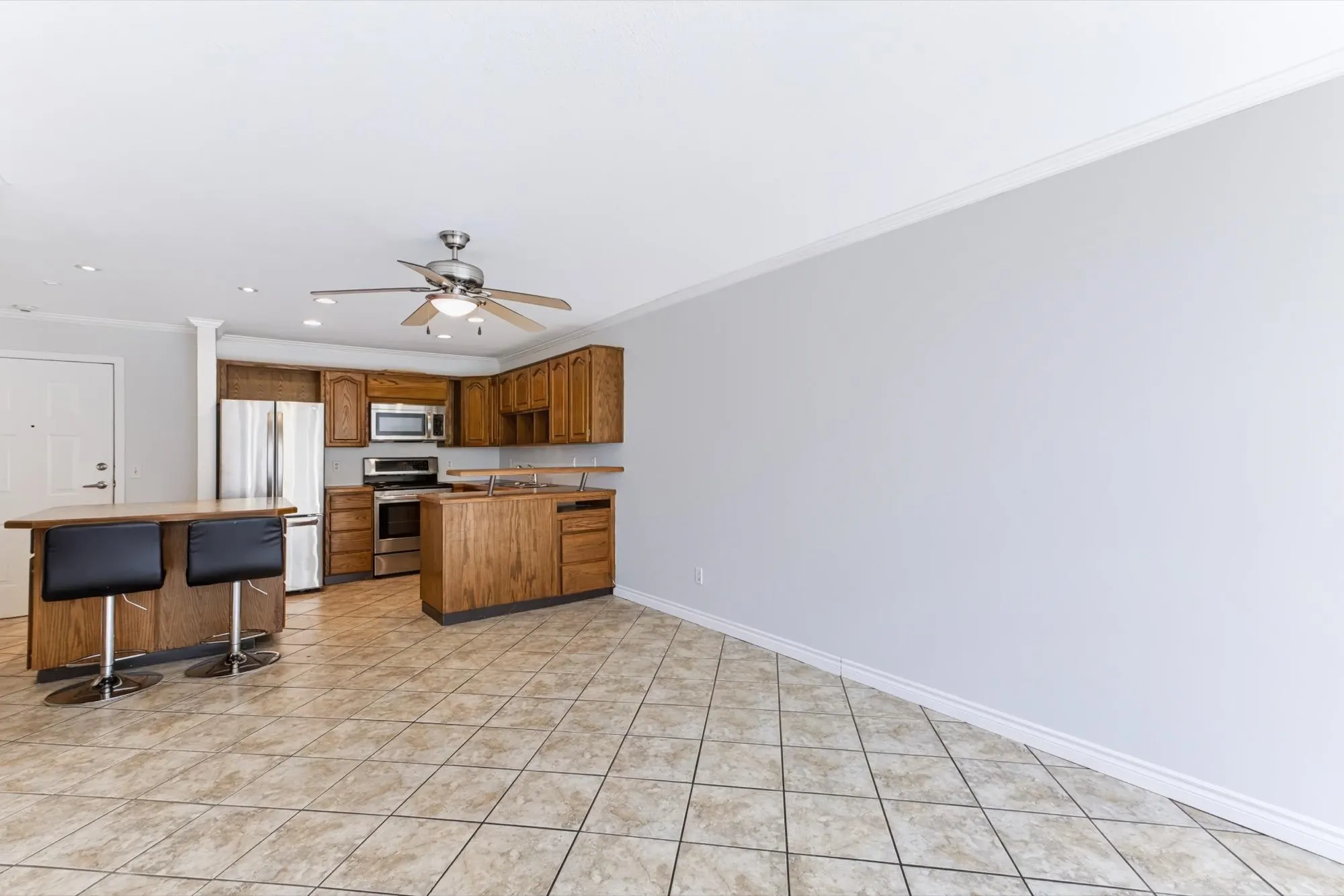 450 Bromley Street #310