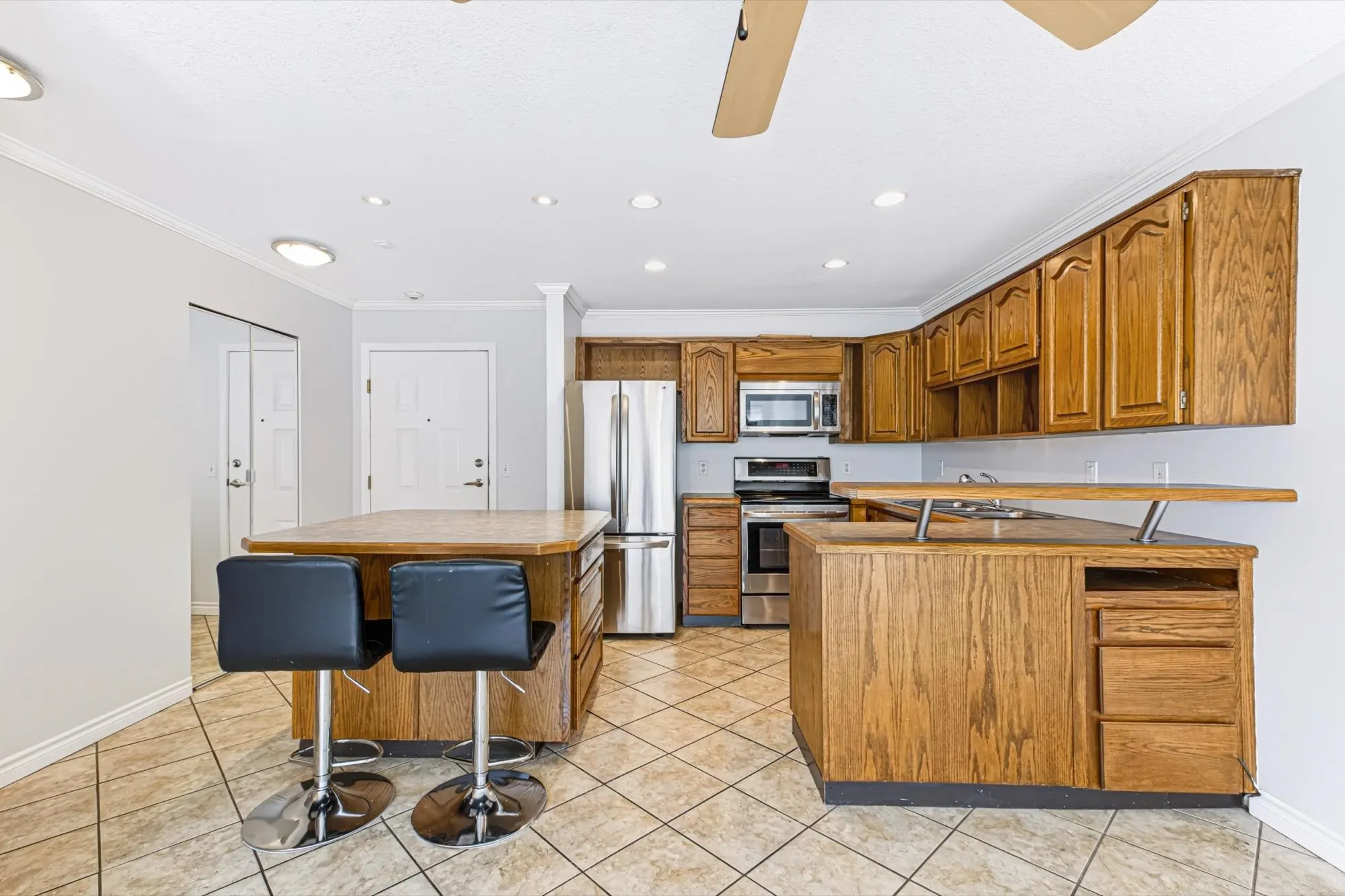 450 Bromley Street #310